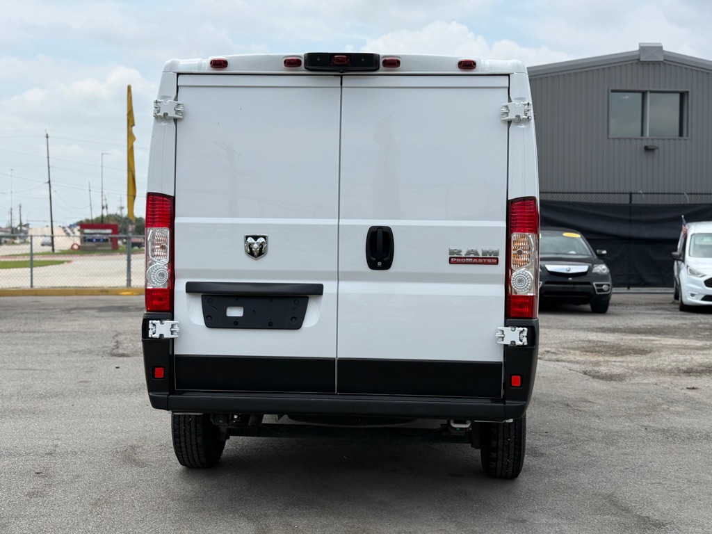 Photo 6 of this RAM PROMASTER 1500