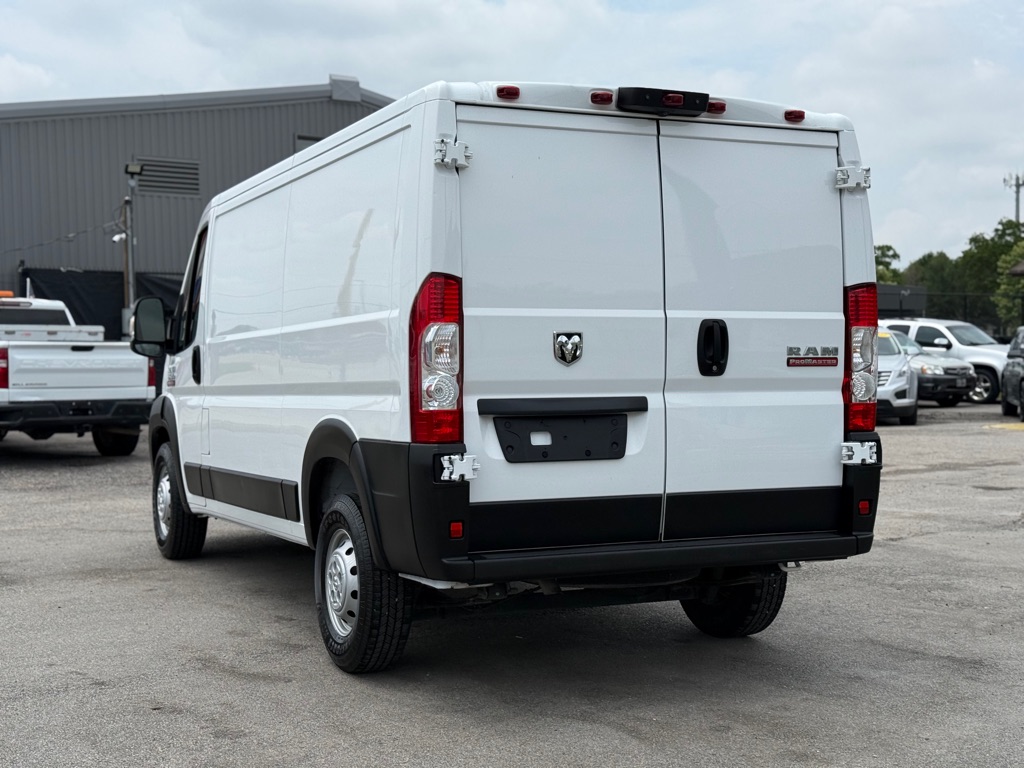 Photo 5 of this RAM PROMASTER 1500