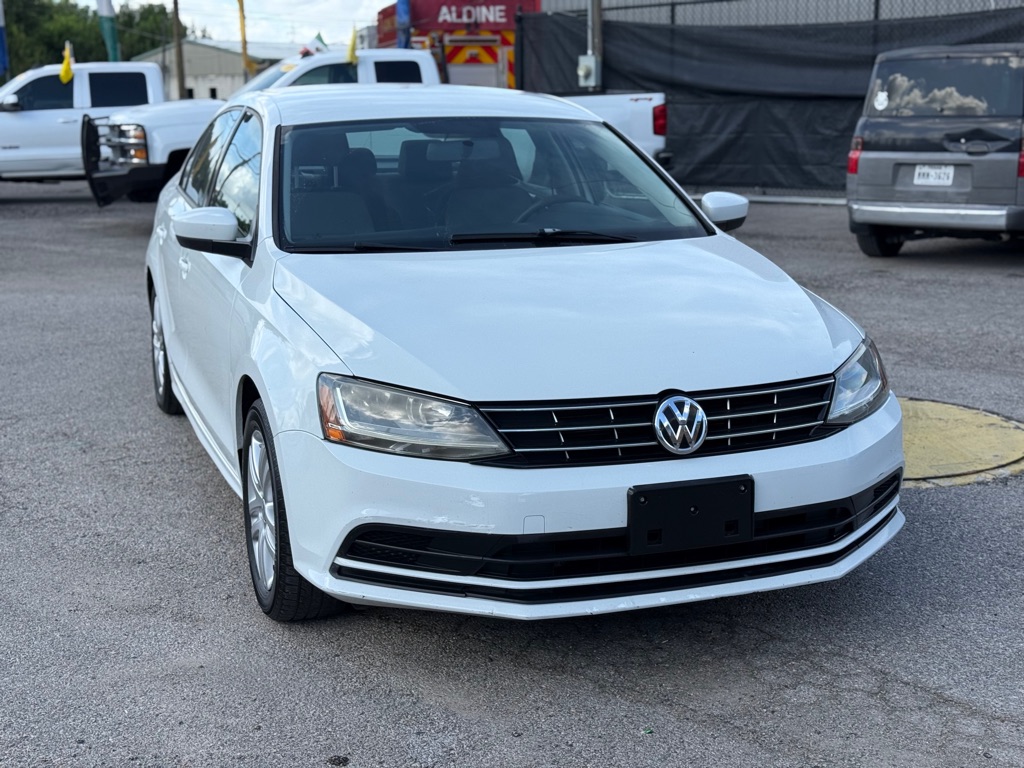 Photo 11 of this VOLKSWAGEN JETTA