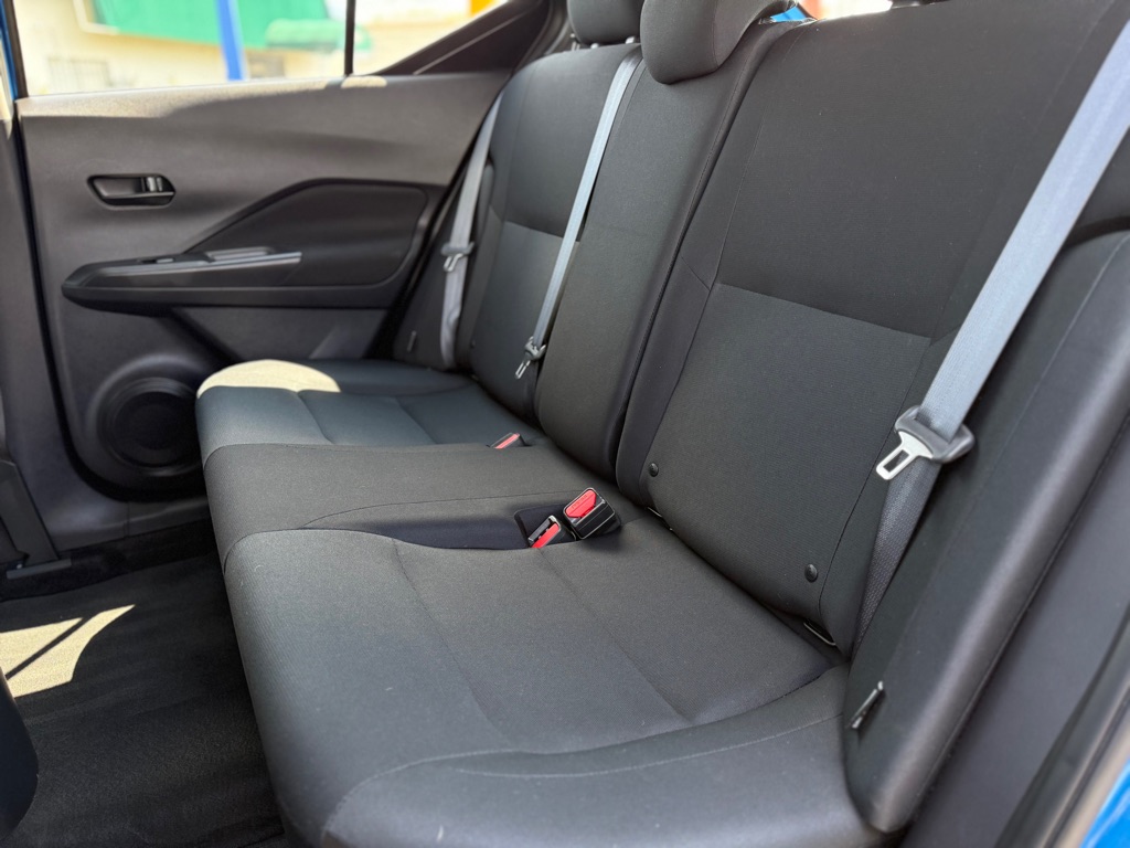 Photo 25 of this NISSAN KICKS