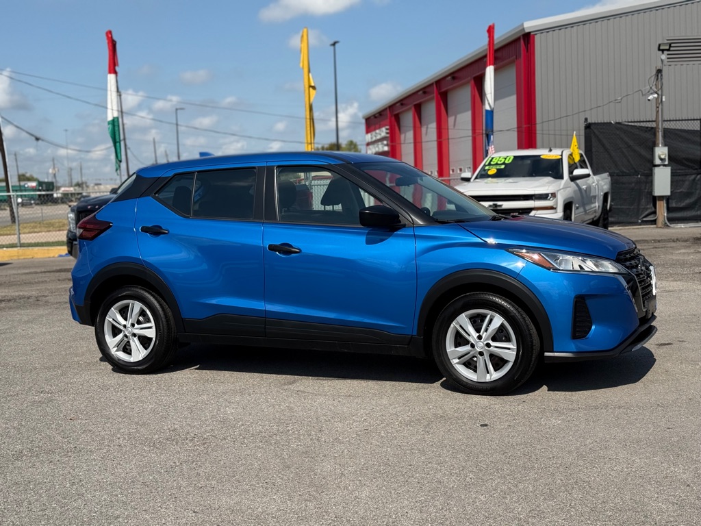 Photo 10 of this NISSAN KICKS