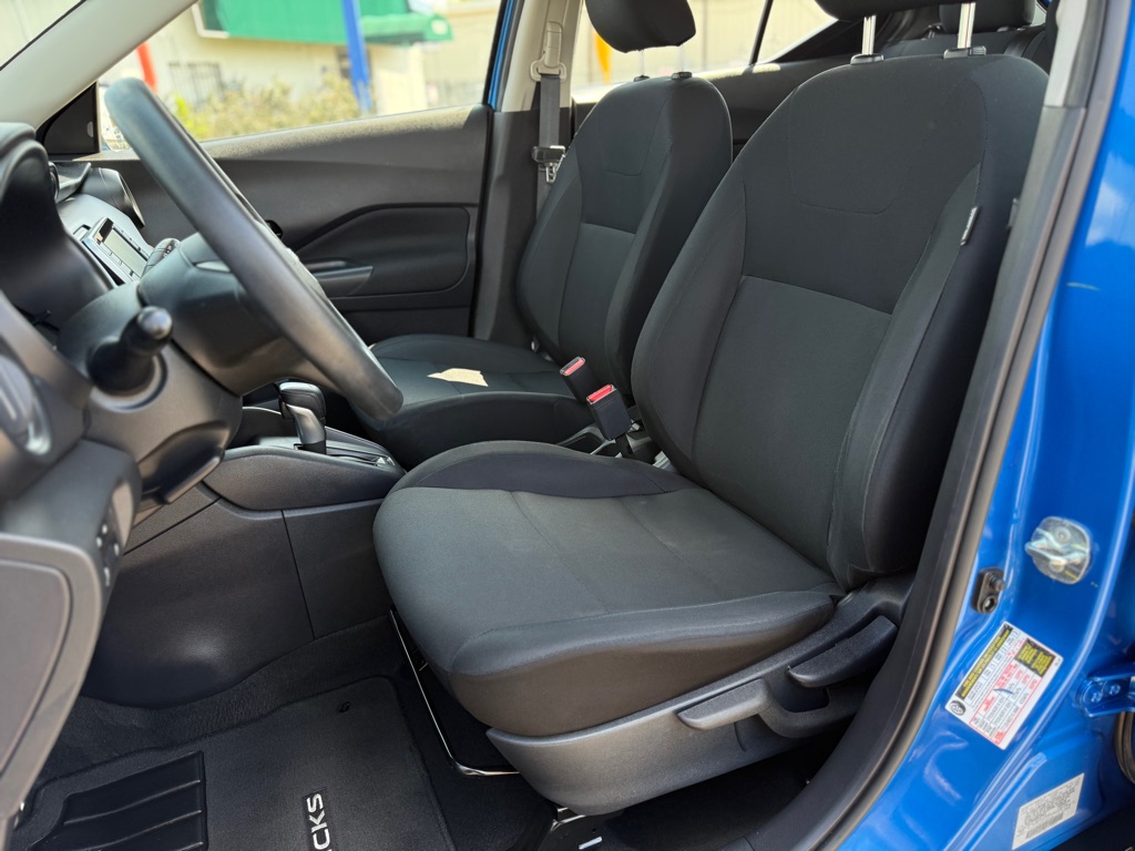 Photo 19 of this NISSAN KICKS