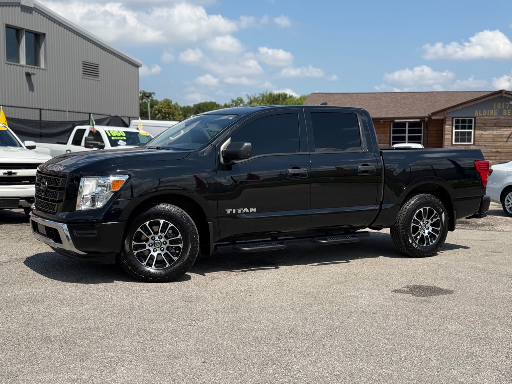 Photo 2 of this NISSAN TITAN