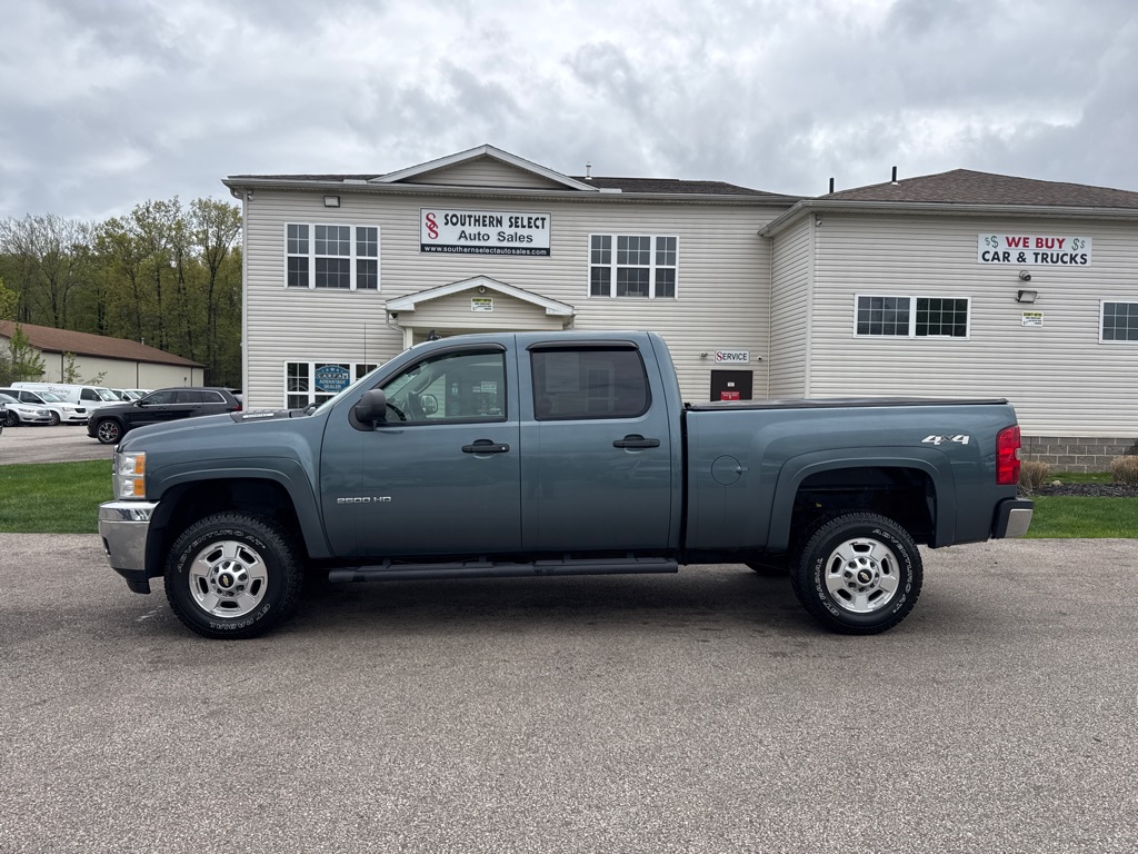 2014 Chevrolet Silverado 1500 LT photo 3