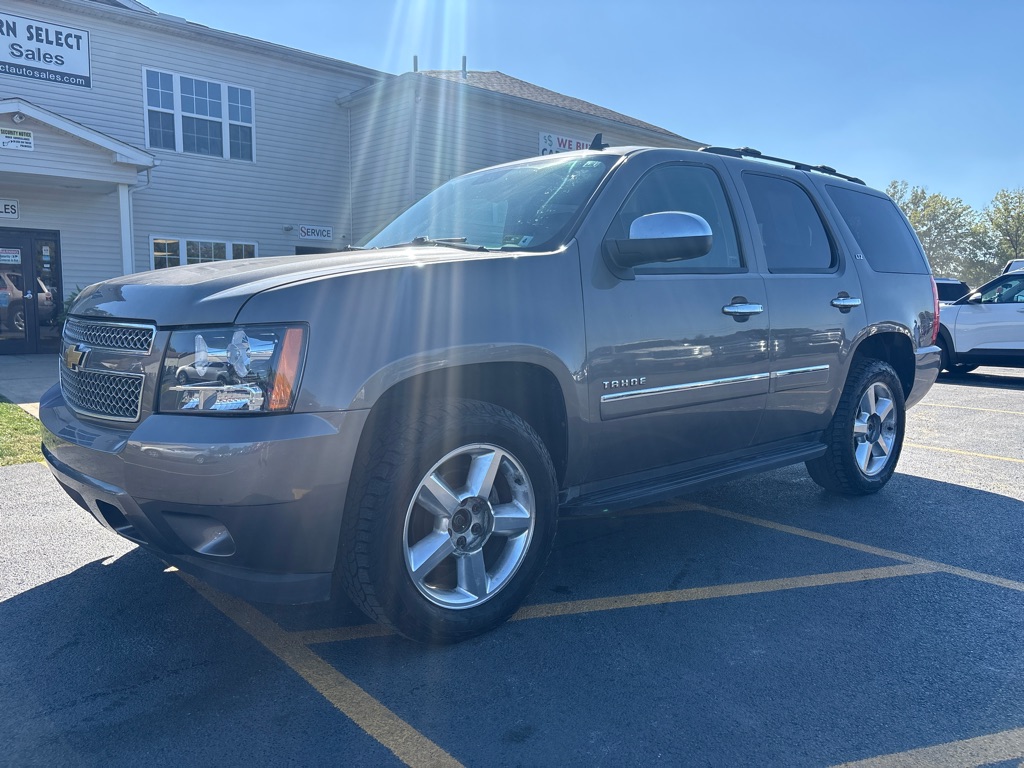 2013 Chevrolet Tahoe LTZ photo 3