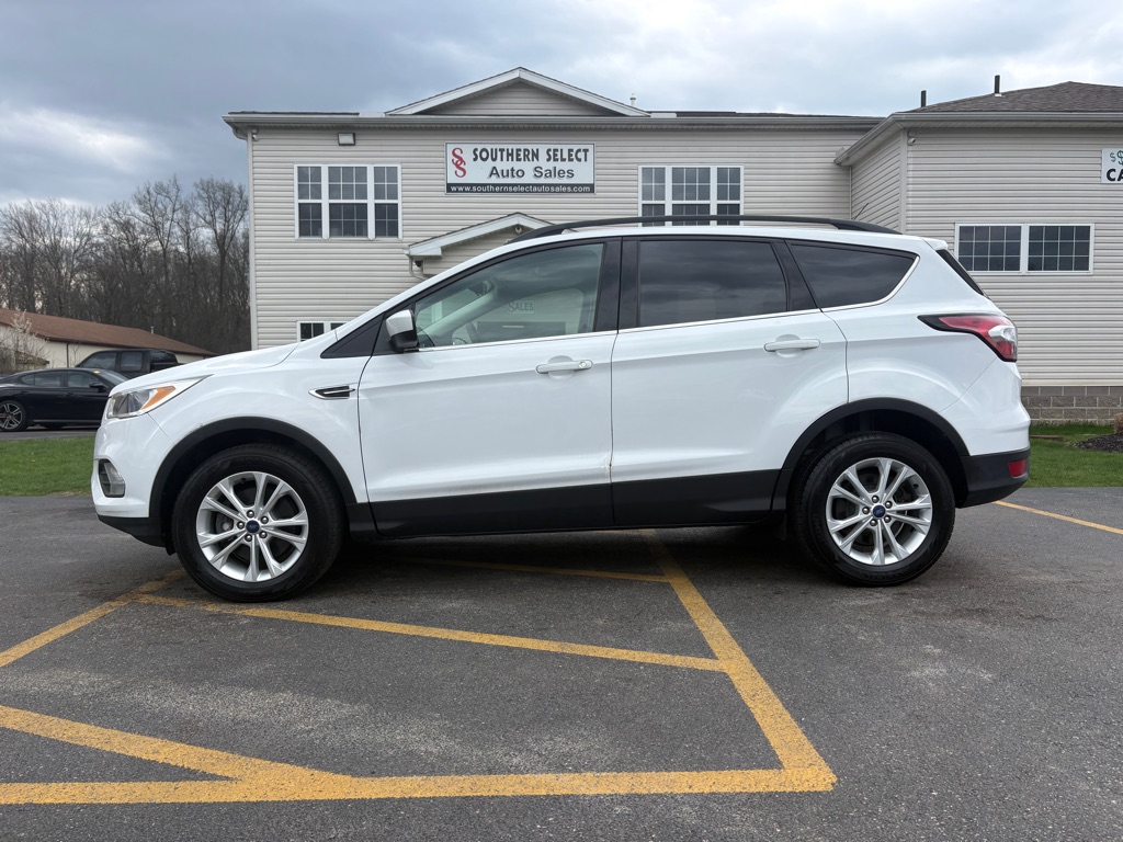 2018 FORD ESCAPE SE