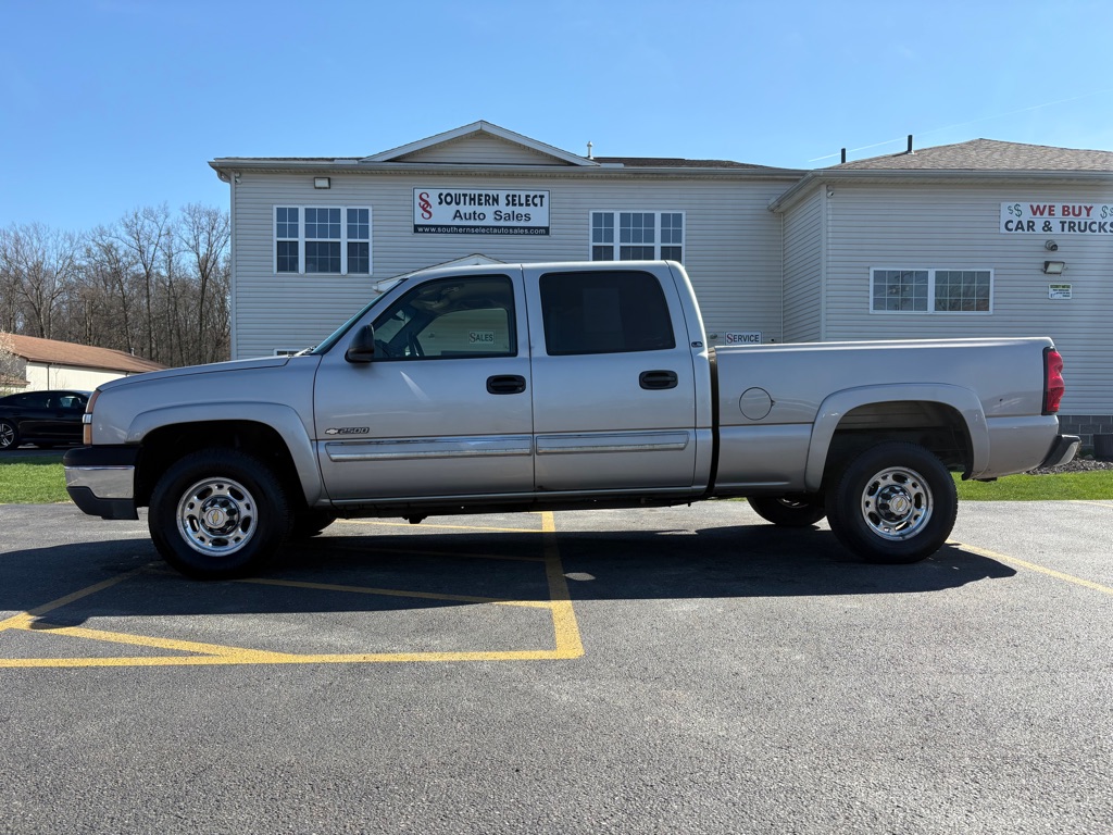 Gold 2004 Chevrolet Silverado 2500 LS Crew Cab RWD Pickup Truck Rear-Wheel Drive 5-Speed Manual