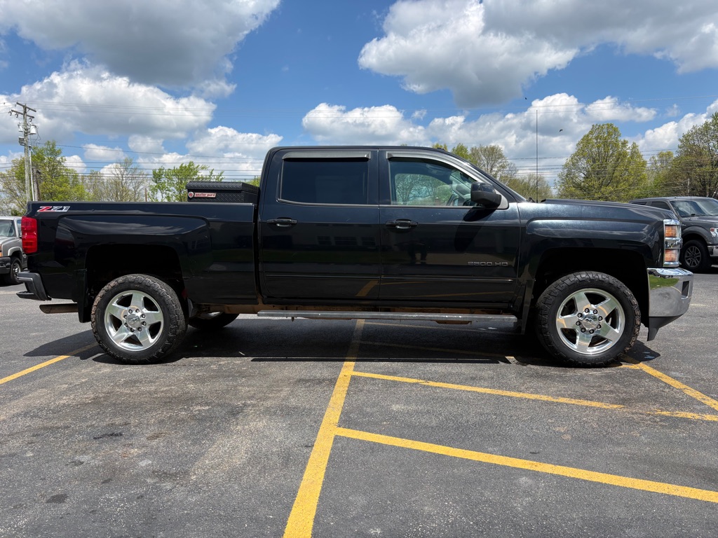 Photo 5 of this CHEVROLET SILVERADO 2500H