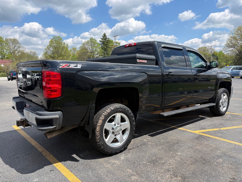 Photo 6 of this CHEVROLET SILVERADO 2500H