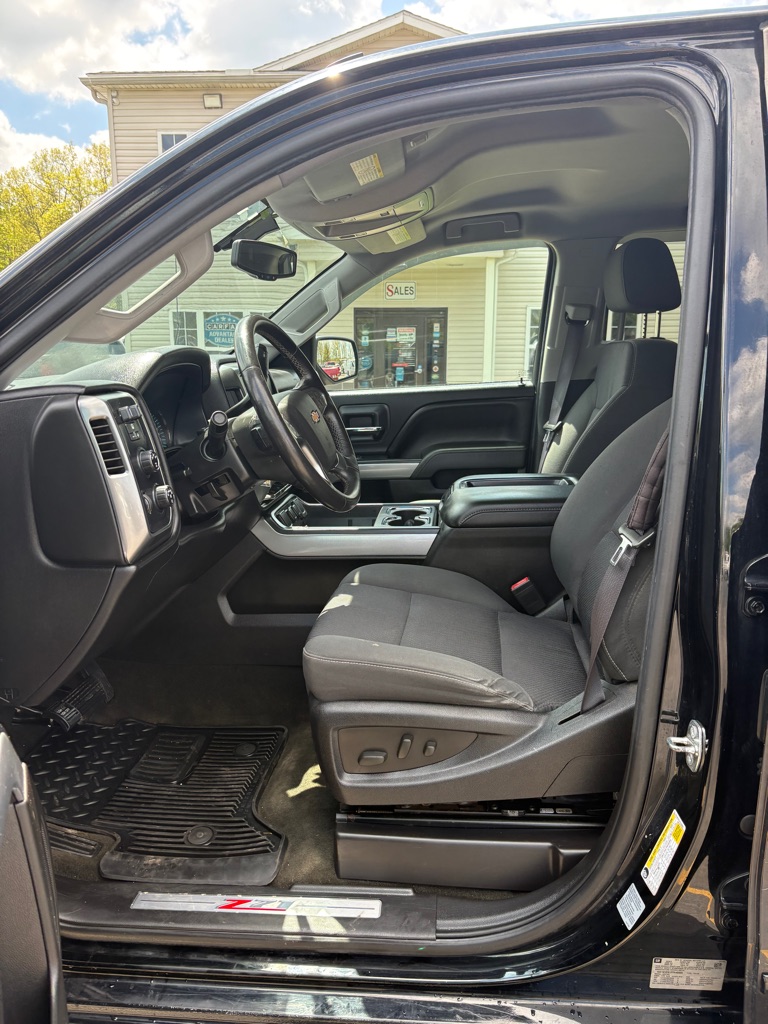 Photo 10 of this CHEVROLET SILVERADO 2500H
