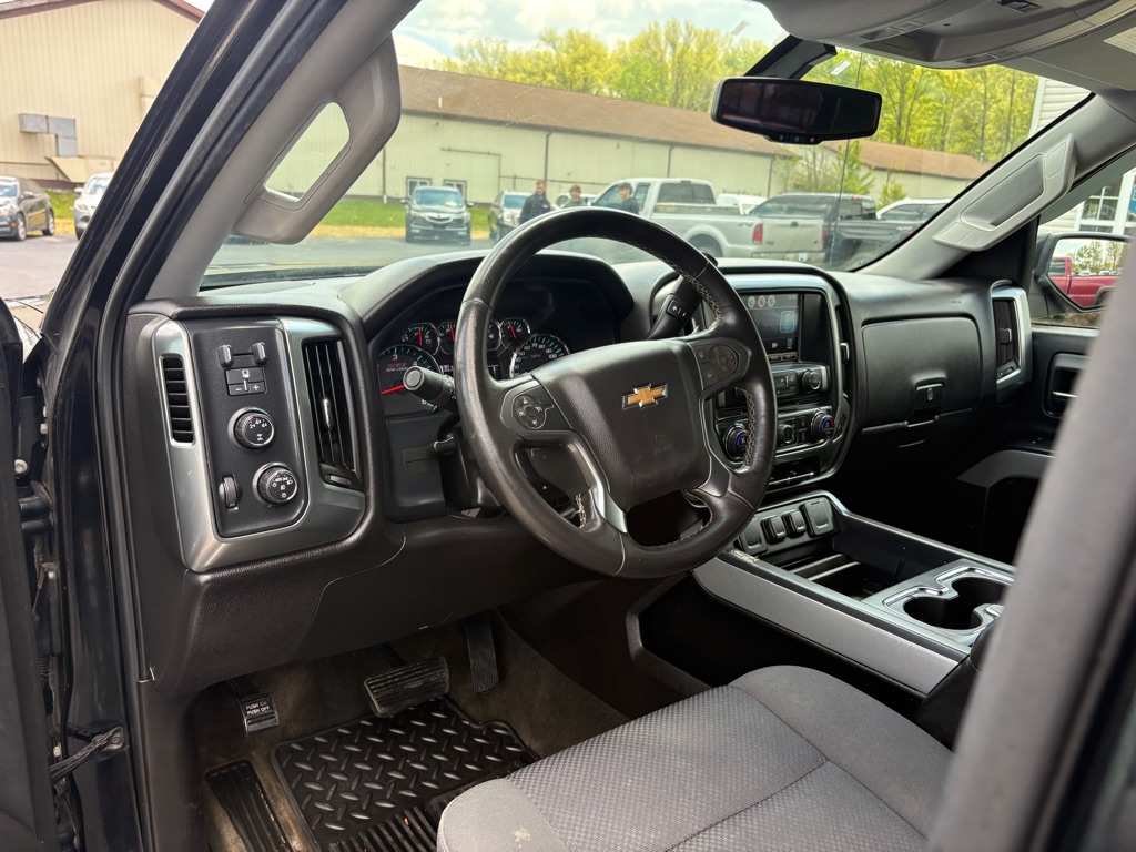 Photo 14 of this CHEVROLET SILVERADO 2500H