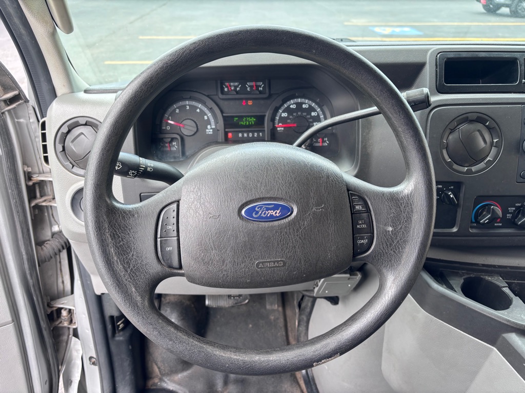 Photo 15 of this FORD E-SERIES