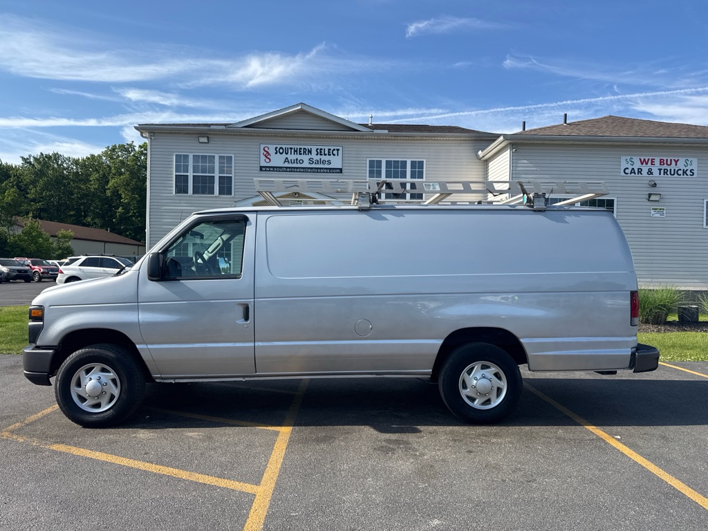 2011 FORD E-SERIES