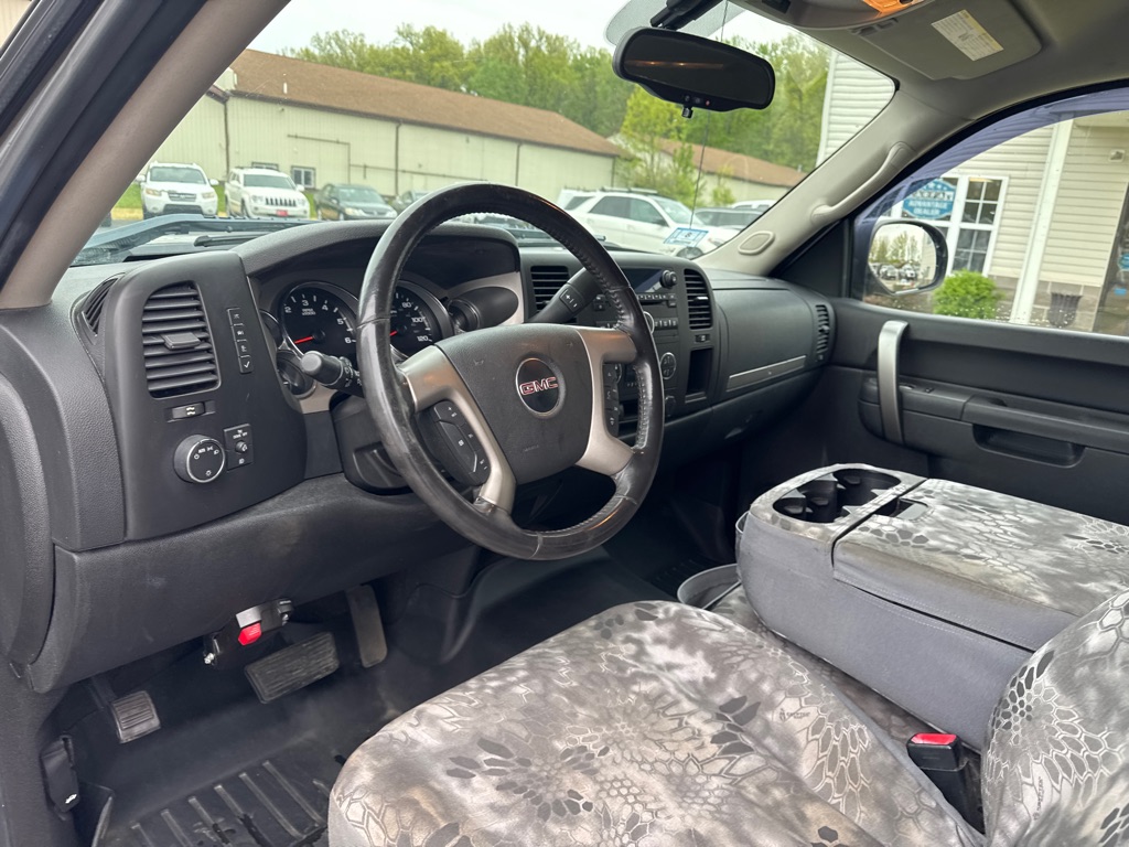 Photo 15 of this GMC SIERRA 1500