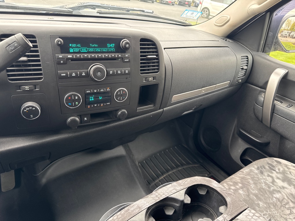 Photo 16 of this GMC SIERRA 1500
