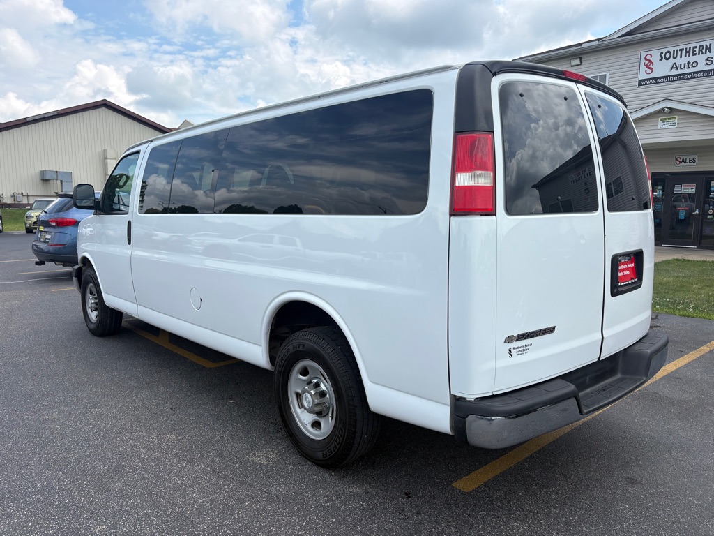 Photo 8 of this CHEVROLET EXPRESS