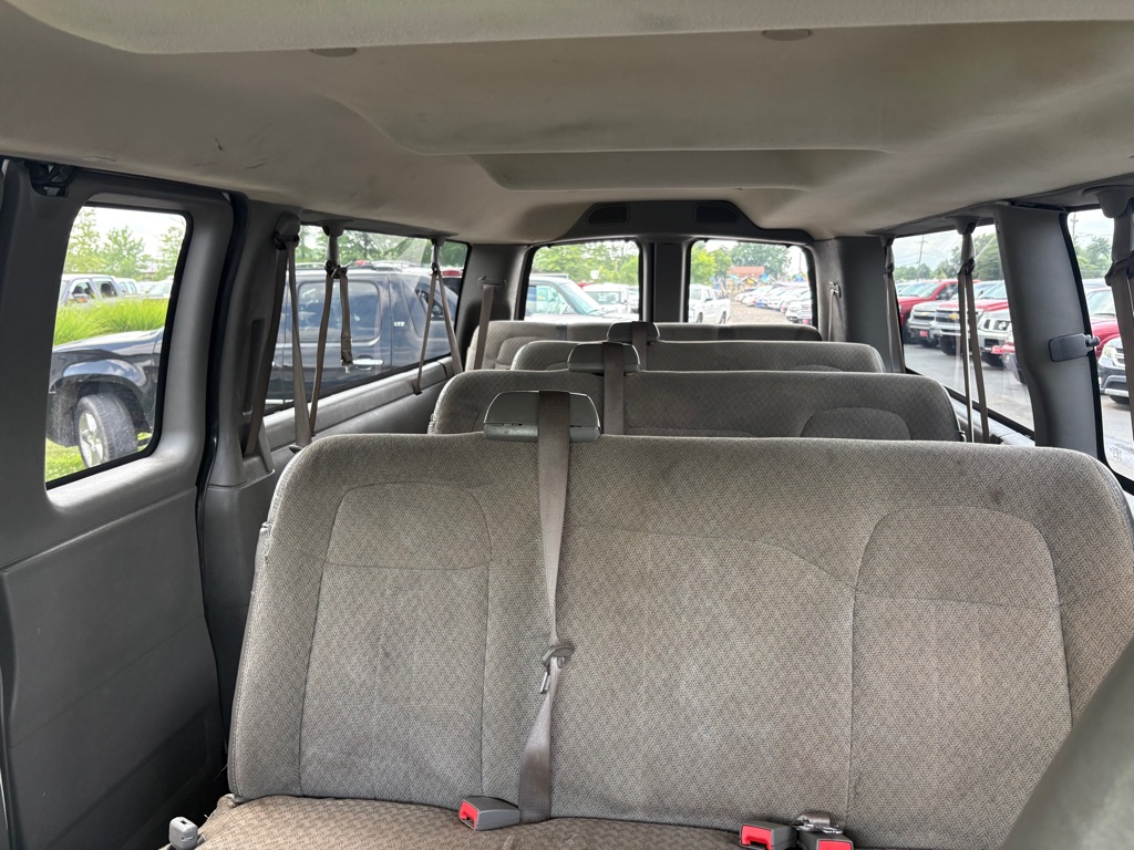 Photo 16 of this CHEVROLET EXPRESS