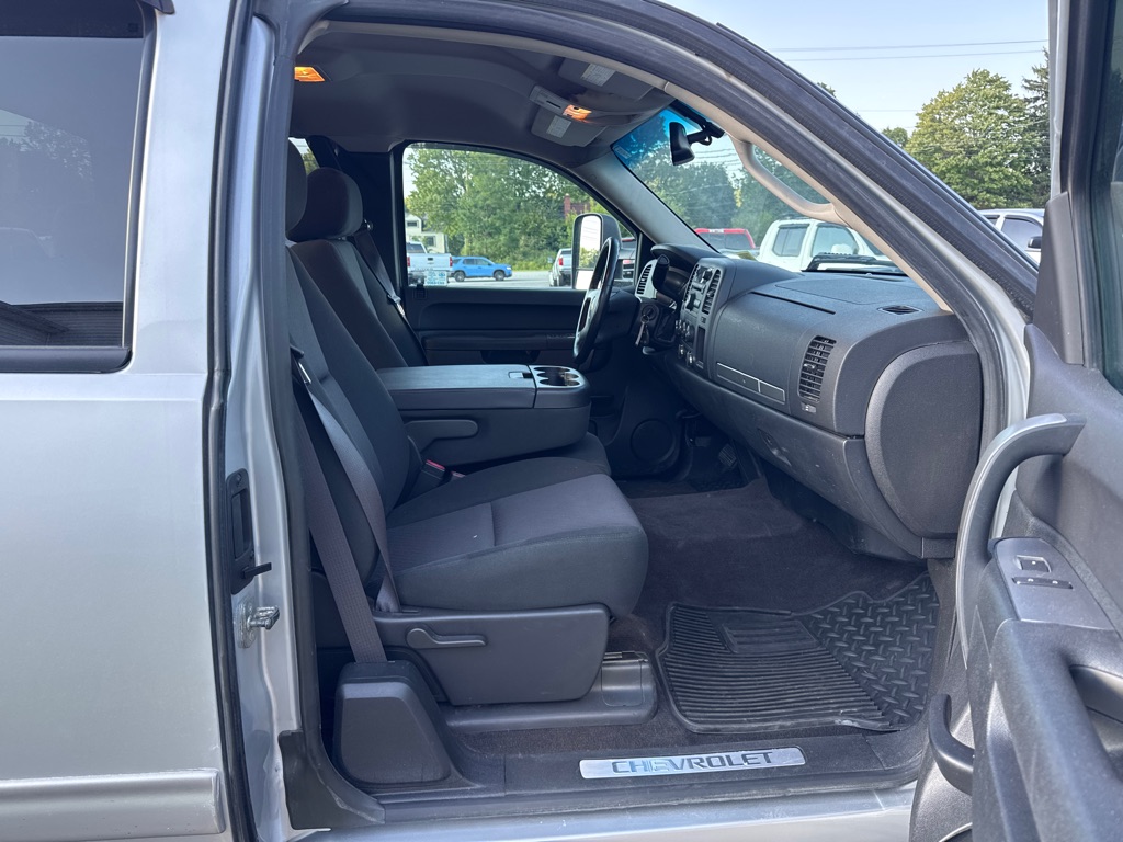 Photo 13 of this CHEVROLET SILVERADO 2500H