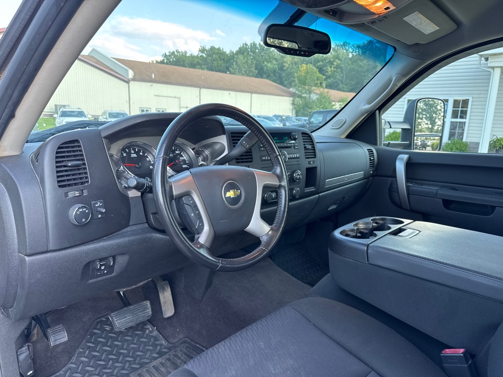 Photo 15 of this CHEVROLET SILVERADO 2500H