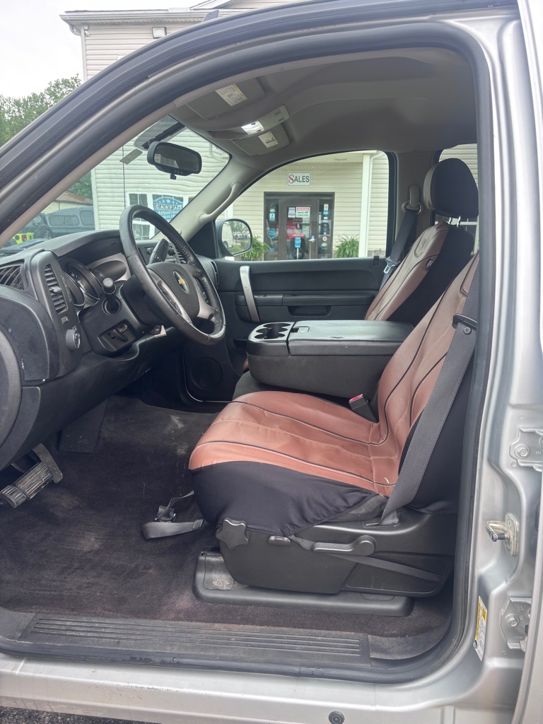 Photo 9 of this CHEVROLET SILVERADO 1500