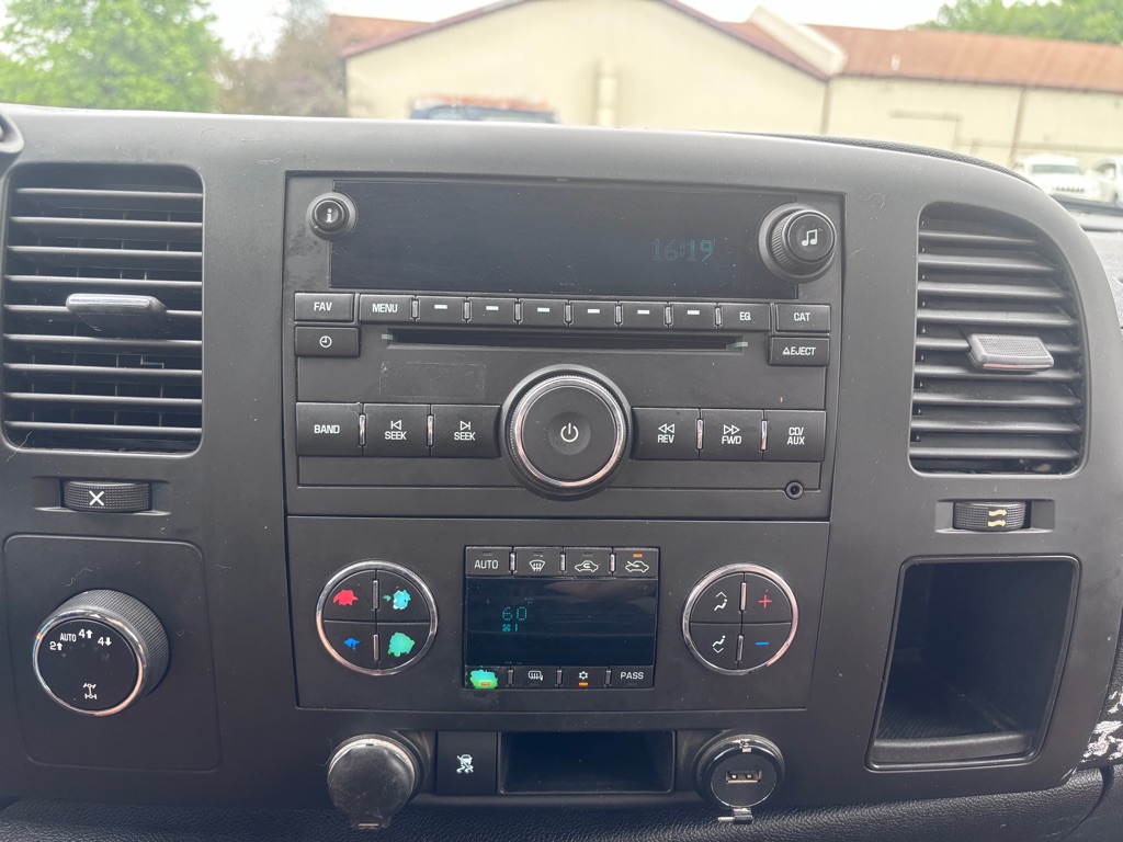 Photo 17 of this CHEVROLET SILVERADO 1500