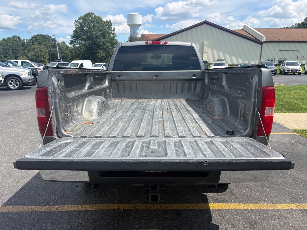 Photo 8 of this CHEVROLET SILVERADO 3500H