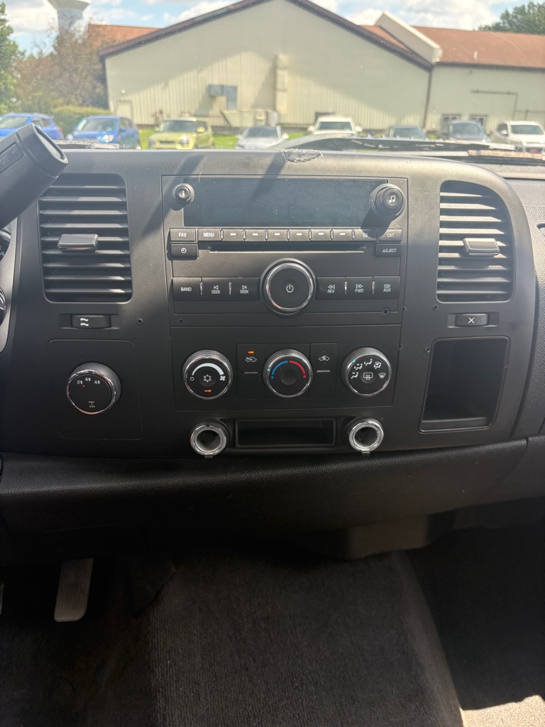 Photo 16 of this CHEVROLET SILVERADO 3500H