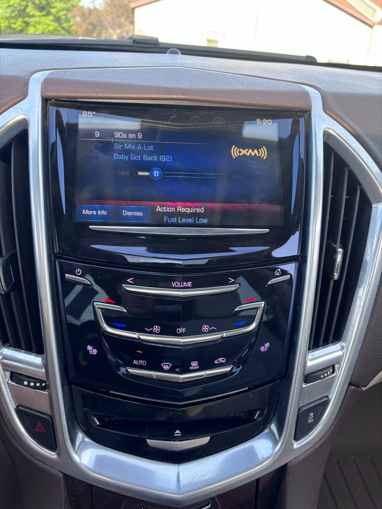 Photo 18 of this CADILLAC SRX