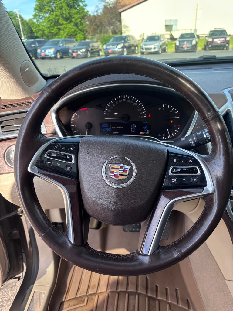 Photo 17 of this CADILLAC SRX