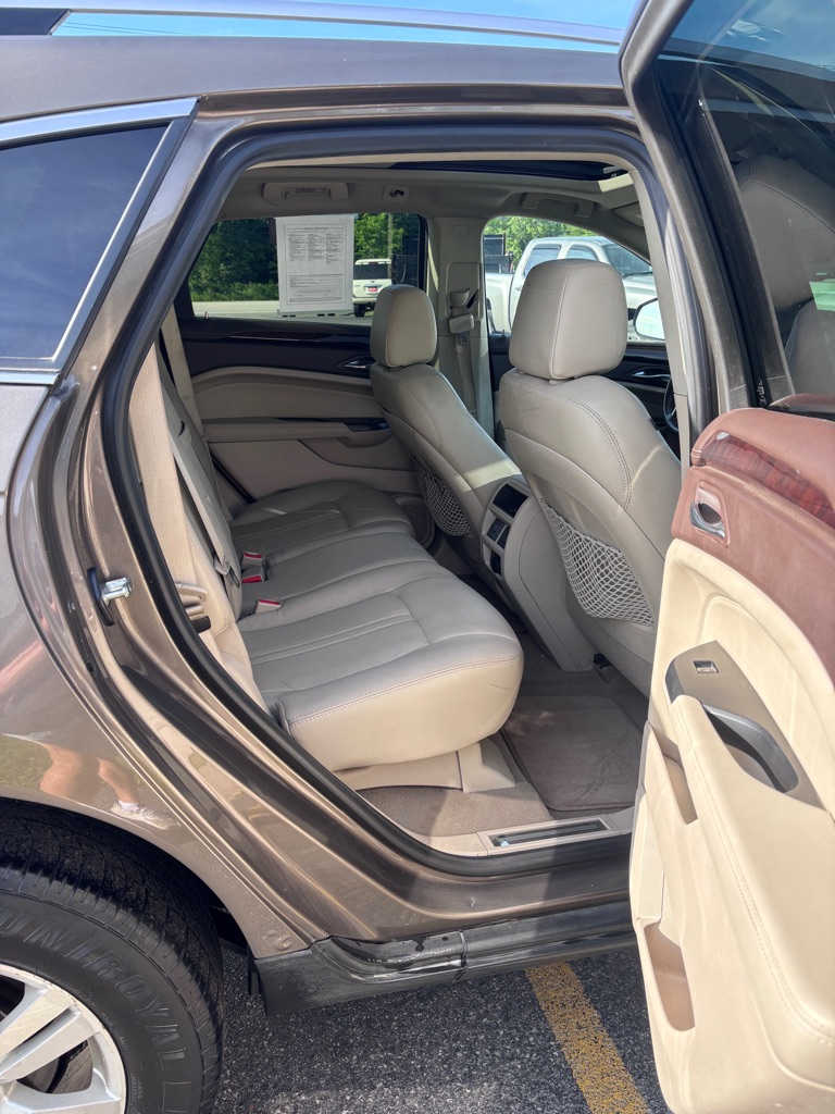 Photo 12 of this CADILLAC SRX