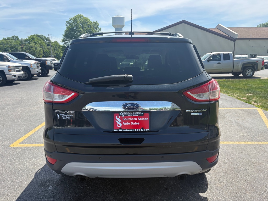 Photo 7 of this FORD ESCAPE