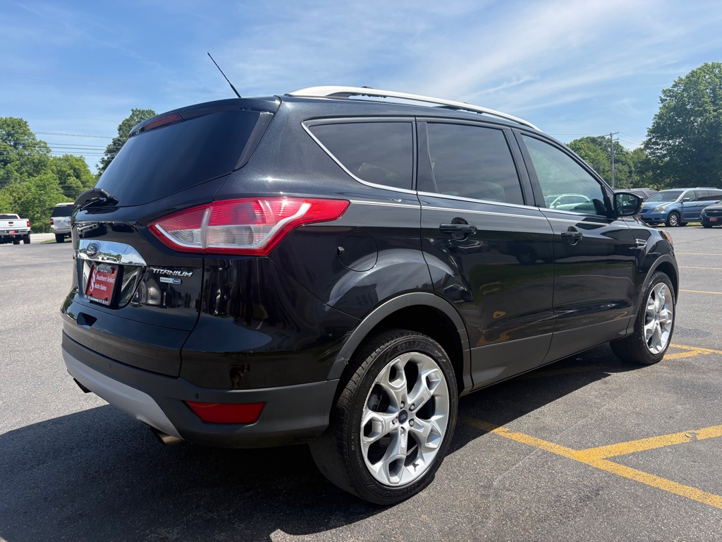 Photo 6 of this FORD ESCAPE