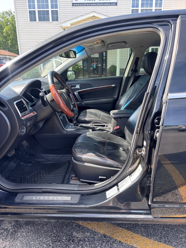 Photo 10 of this LINCOLN MKZ
