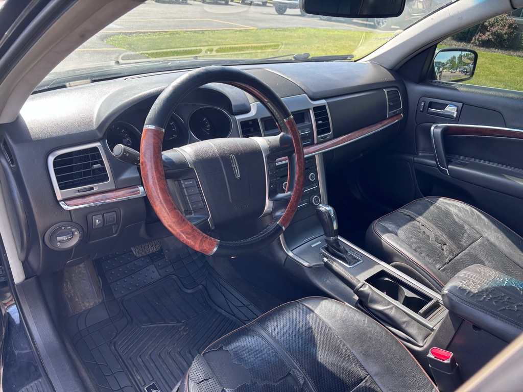 Photo 14 of this LINCOLN MKZ