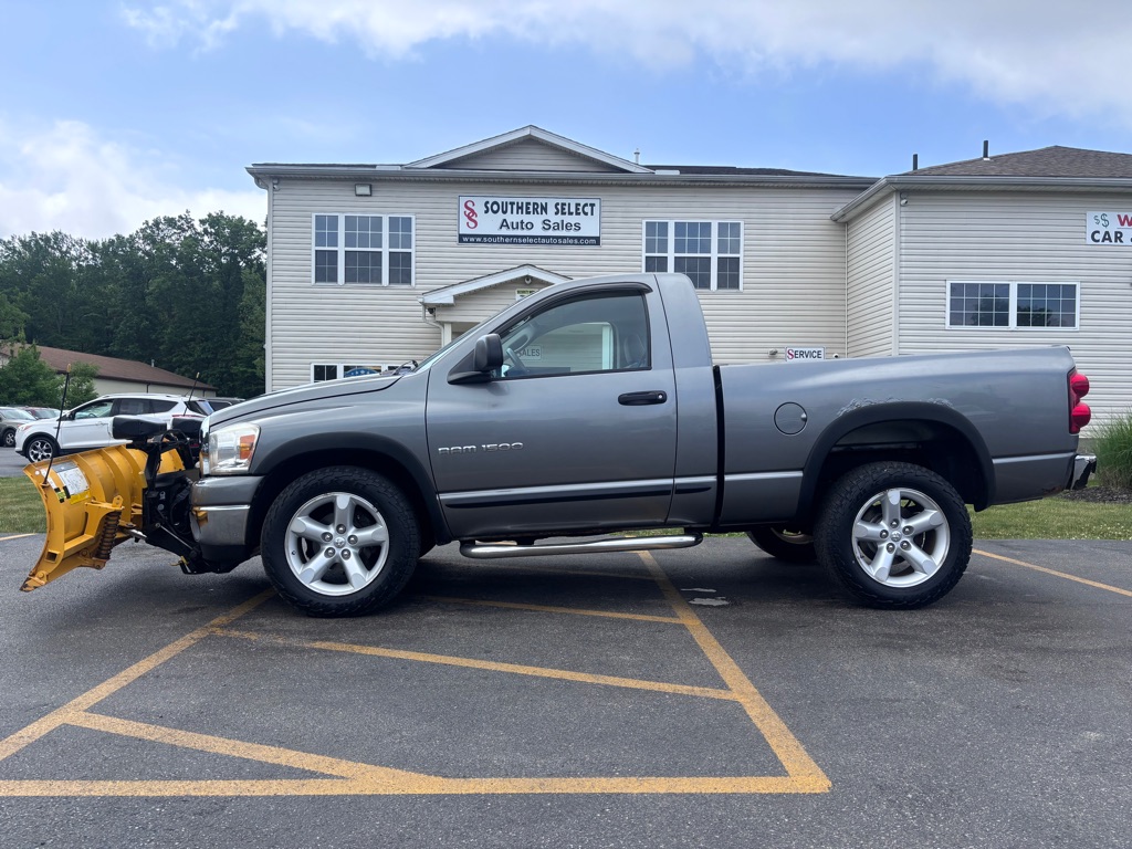 Silver 2007 Dodge RAM 1500 ST 4WD Pickup Truck Four-Wheel Drive 6-Speed Manual