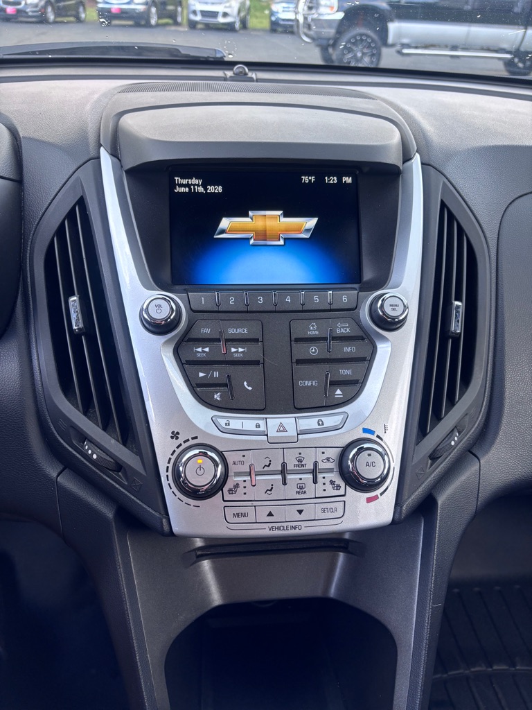 Photo 18 of this CHEVROLET EQUINOX