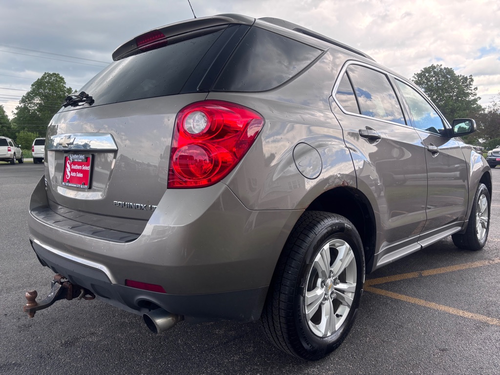 Photo 6 of this CHEVROLET EQUINOX