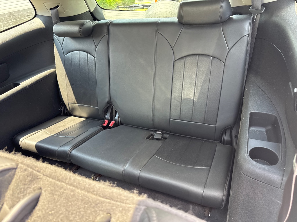 Photo 12 of this BUICK ENCLAVE