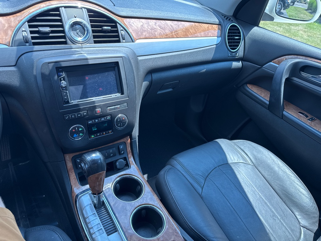 Photo 20 of this BUICK ENCLAVE