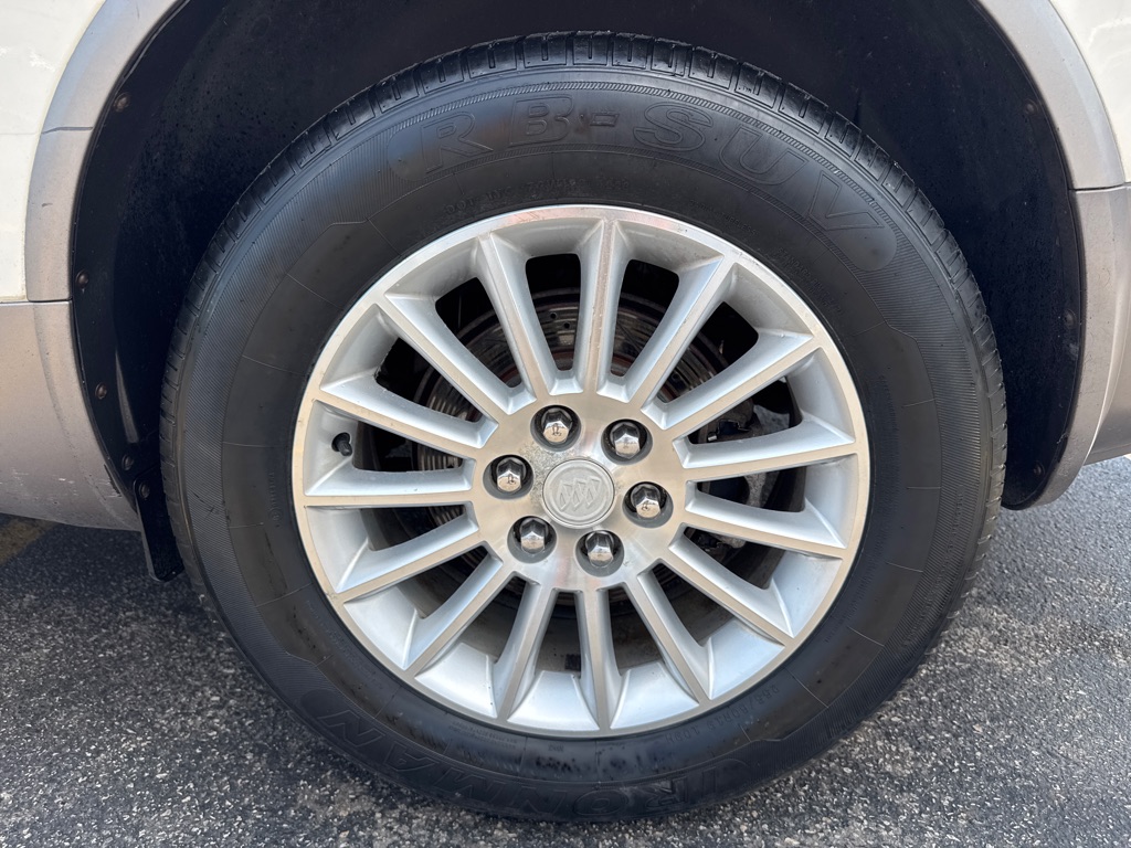 Photo 9 of this BUICK ENCLAVE