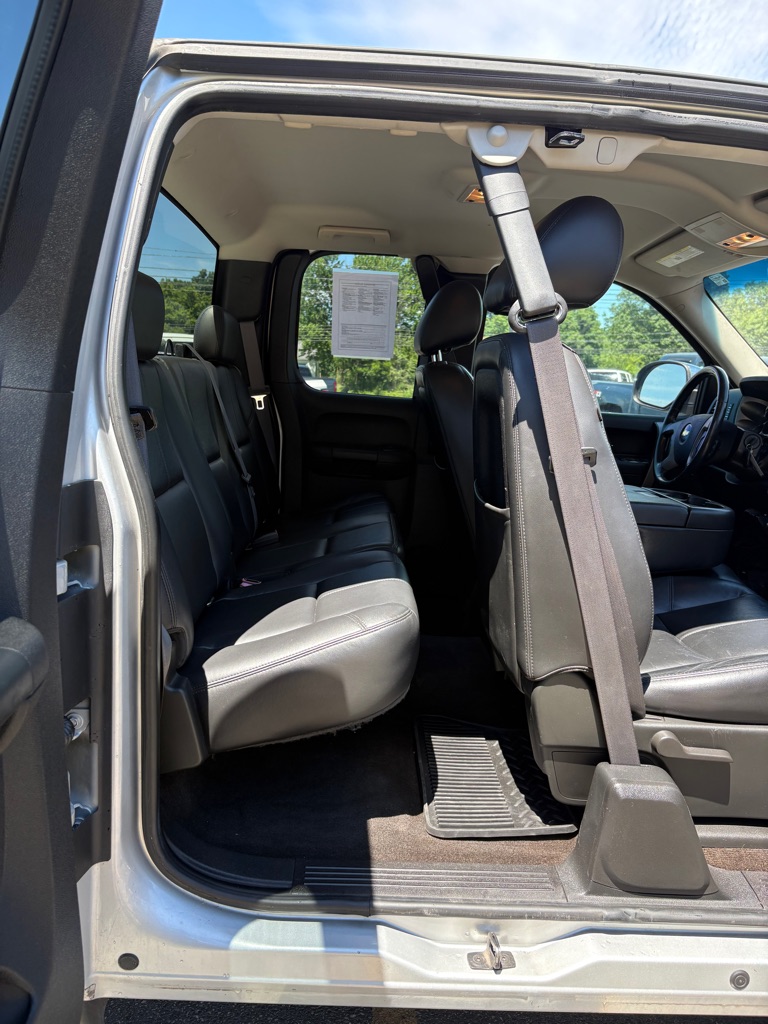 Photo 14 of this CHEVROLET SILVERADO 1500