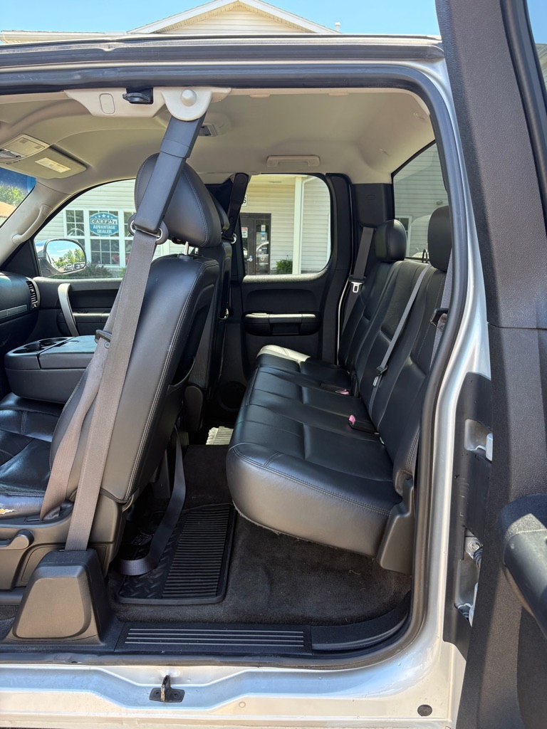 Photo 12 of this CHEVROLET SILVERADO 1500