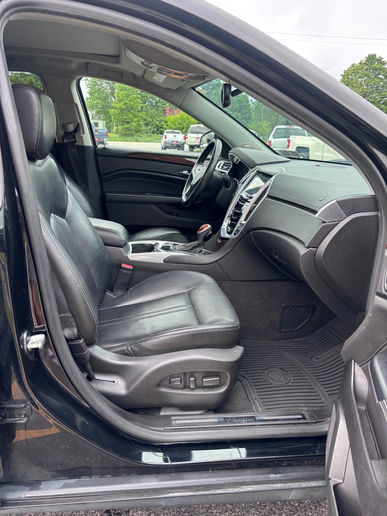 Photo 11 of this CADILLAC SRX