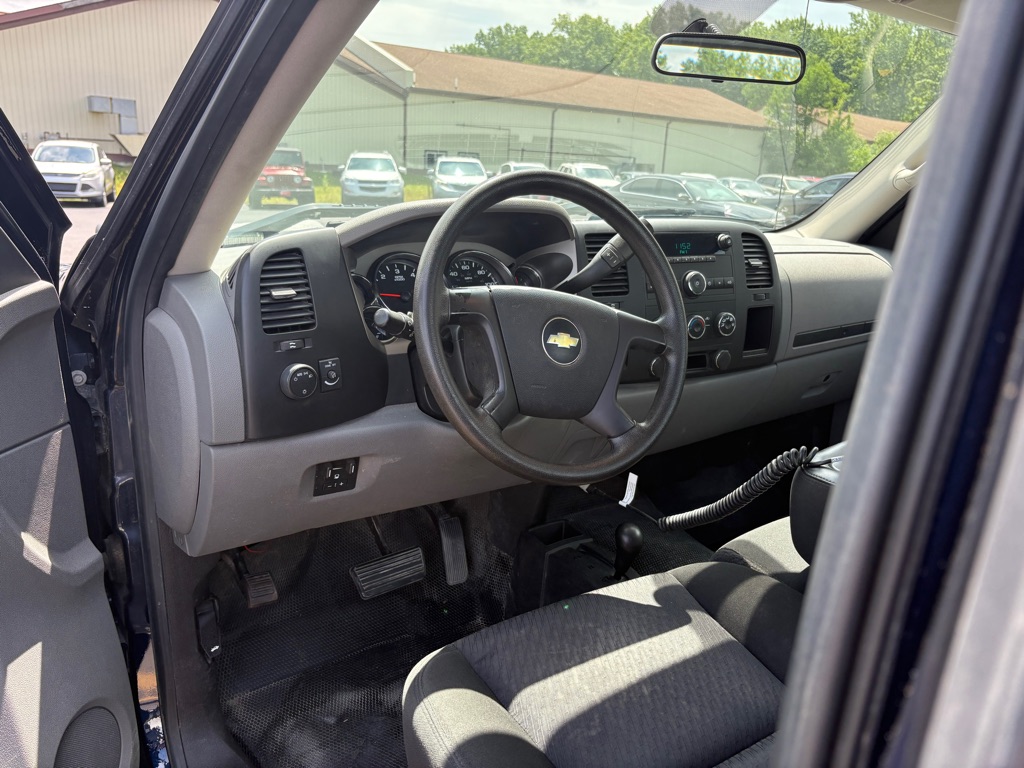 Photo 11 of this CHEVROLET SILVERADO 2500H
