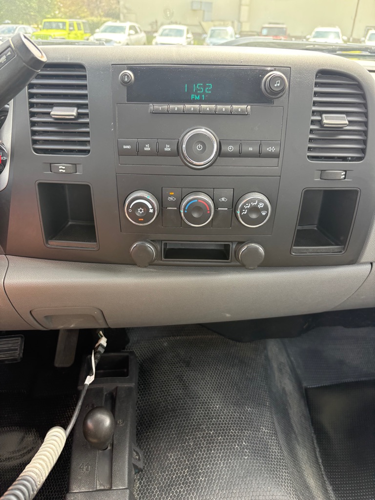 Photo 12 of this CHEVROLET SILVERADO 2500H