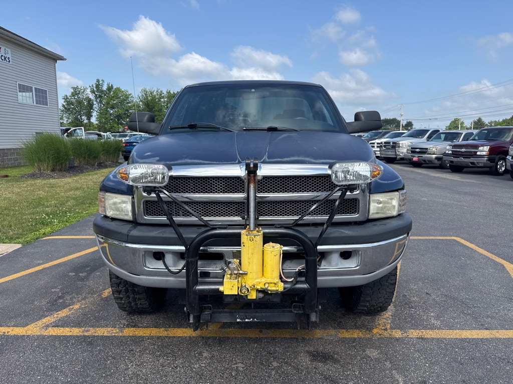 Photo 3 of this DODGE RAM 2500