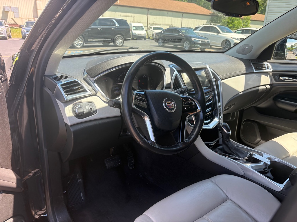 Photo 13 of this CADILLAC SRX