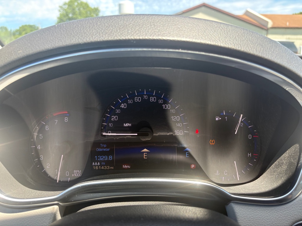 Photo 14 of this CADILLAC SRX