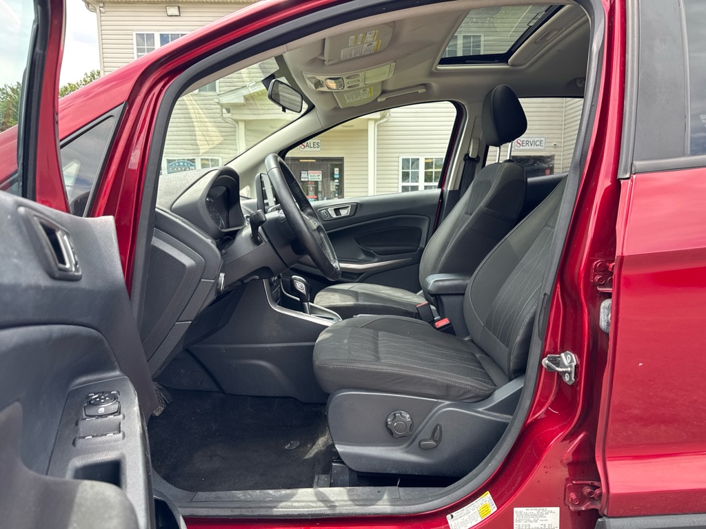 Photo 10 of this FORD ECOSPORT