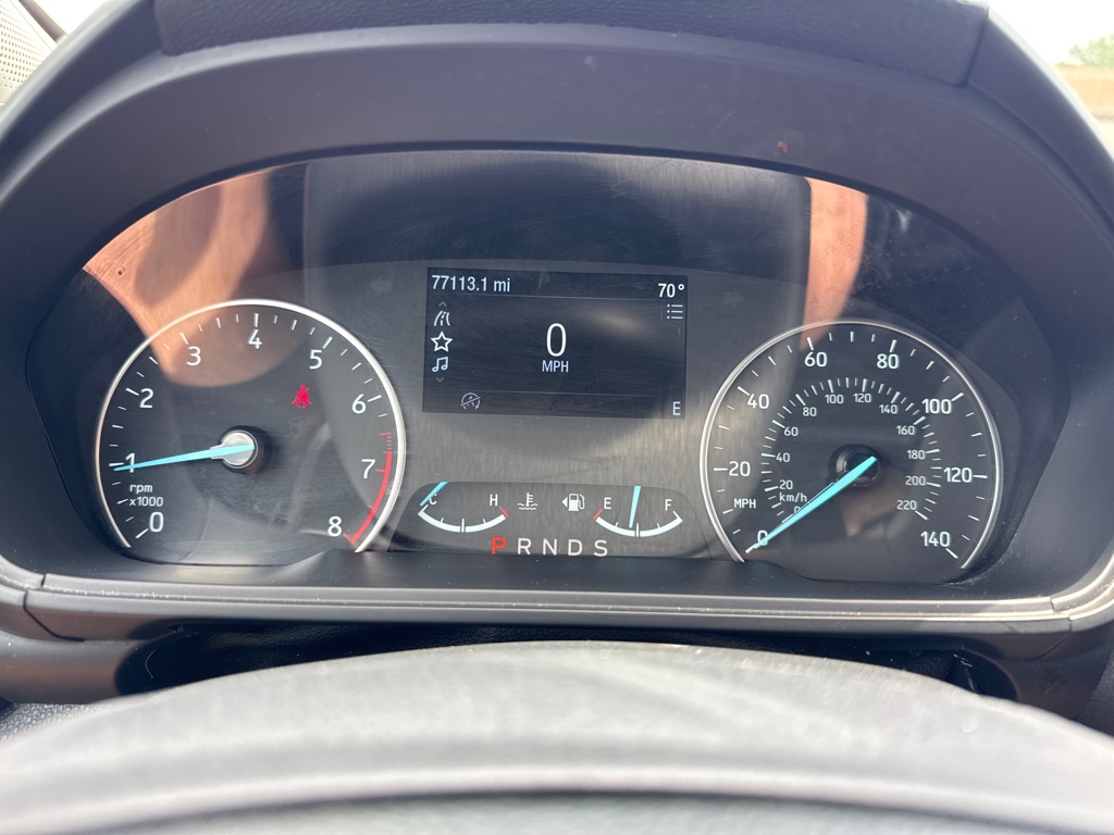 Photo 18 of this FORD ECOSPORT